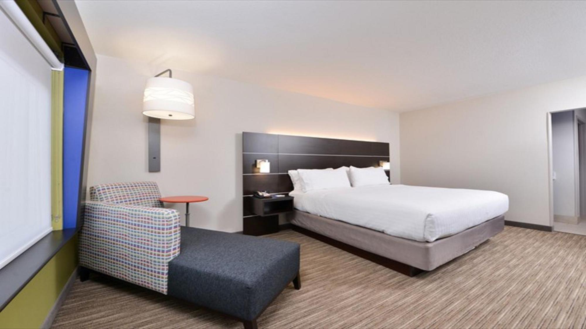 Holiday Inn Express & Suites - Parkersburg East By Ihg Luaran gambar