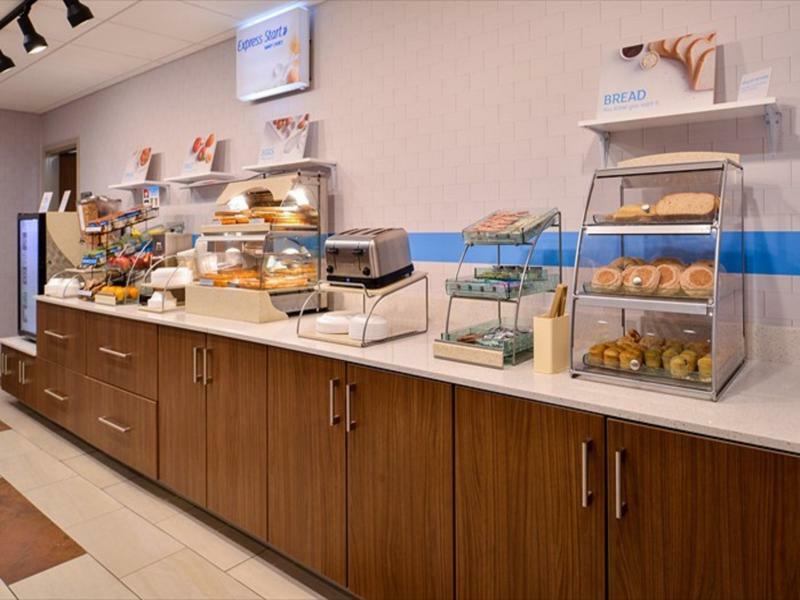 Holiday Inn Express & Suites - Parkersburg East By Ihg Luaran gambar